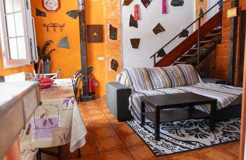 Las Palmas de Gran Canaria Apartment | Two-bedroom apartment 10 minutes walk from the historic center.