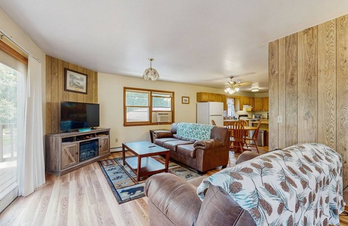 Friendship House | Two-family retreat with 2 kitchens, wooded charm near lakes, trails & adventure