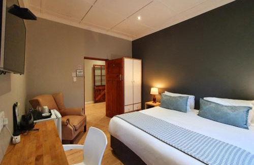 George House | Two Fat Owls Guesthouse