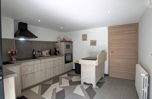 Saint-Julien-Molin-Molette Cottage | Two comfortable cottages with terrace and Wi-Fi in the countryside