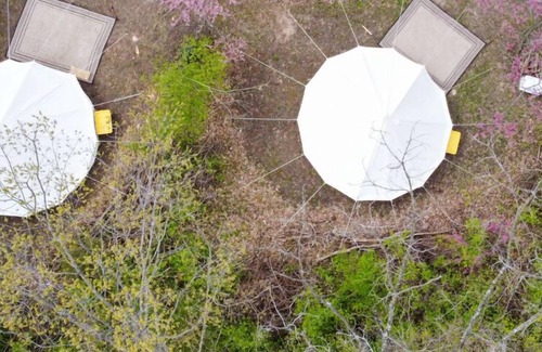 Kansas City RV Rental | Two Glamping Suites In Secluded Sanctuary | Sleeps 8