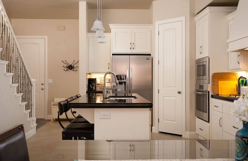 Washington House | Two heated pools/spas, pond, backyard w/BBQ