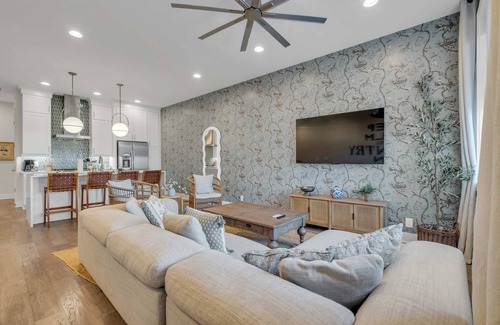 South Nashville House | Two Huge Brand New Luxury Homes - Downtown Views!