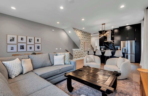 South Nashville House | Two Huge Brand New Luxury Homes - Downtown Views!