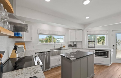 Villa Segunda House | Two if by Sea – Steps to the Gulf with a Private Pool!