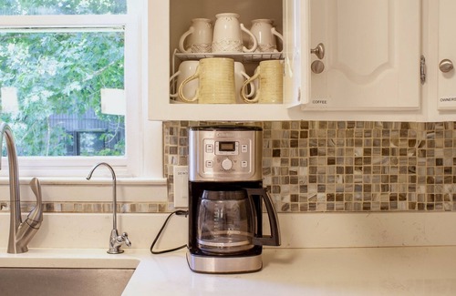 Florence House | Two kitchens, Boathouse, Firepit, Bunks, Kayaks