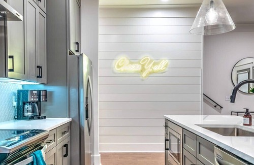 Eastwood House | Two Luxe Homes-Game Rooms! 31 Beds! Large groups!