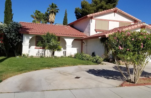 Las Vegas House | Two miles from the world famous "Las Vegas Strip"