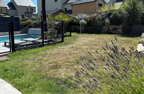 Saint-Lunaire Villa | Two minutes from Dinard, beautiful seaside villa with heated pool.