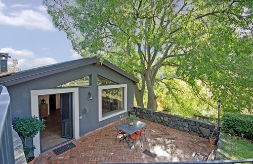 Viagrande House | Two neighboring houses, totally independent, ideal for families or groups.