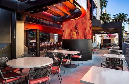 Las Vegas Hotel | Two Queen Room at a Hotel