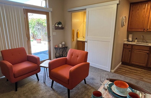 Northeast Heights Apartment | Two Room 400 sf Guest House