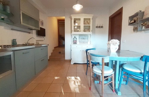 Perugia Apartment | Two-room apartment in Vestricciano Genna with private garden