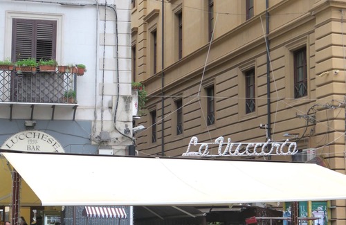 Castellammare Apartment | Two-room apartment old town Palermo, Via Meli 20