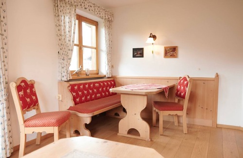 Groissenbach Apartment | Two-room vacation apartment 50sqm, south-west facing balcony with mountain panorama