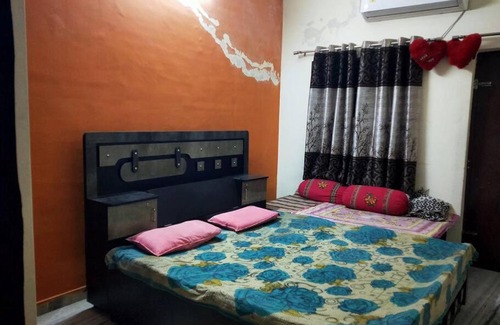 Jagatpura House | Two Room With kitchen and Hall in Jaipur