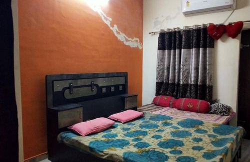 Jagatpura House | Two Room With kitchen and Hall in Jaipur