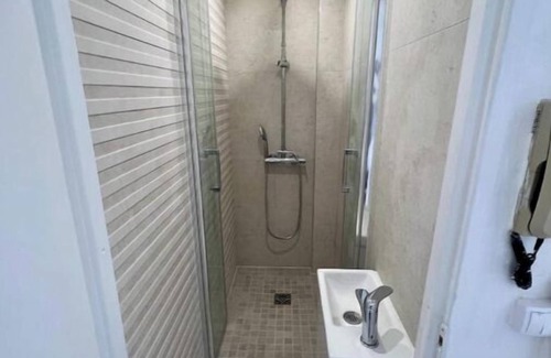 Evreux Apartment | Two rooms available, near Evreux cathedral