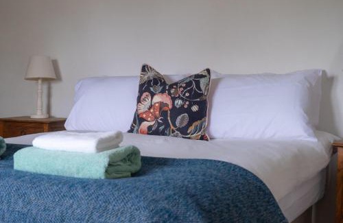 New Forest District House | Two Sides Cottage