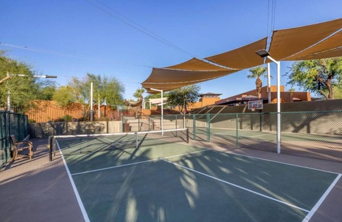 Palm Desert Apartment | Two Spacious Rooms w/Full Kitchen | Ideal for Families! Pool, Free Parking!