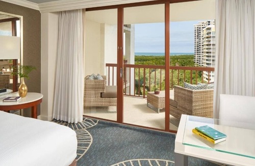 Pelican Bay Resort | Two Spacious Rooms w/Relaxing Gulf Views | Private Beach Access | Pets Allowed