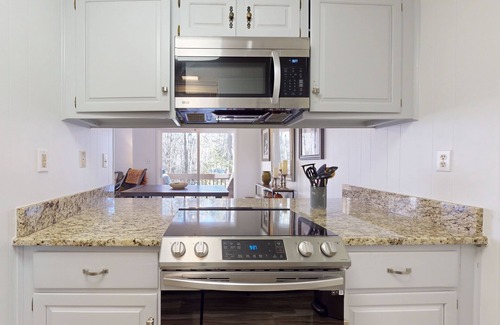 Sapphire Condo | Two-story resort condo, pools, tennis, golf & lake access. Dog friendly