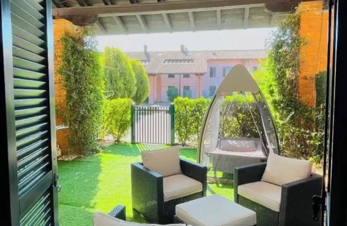 Albairate Villa | Two-story villa with private pool in residence near Milan fairgrounds