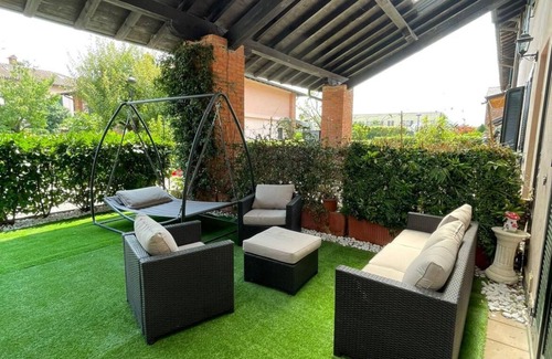 Albairate Villa | Two-story villa with private pool in residence near Milan fairgrounds