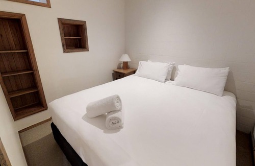Perisher Valley Resort | Two Studios (for 4), The Stables Resort Perisher