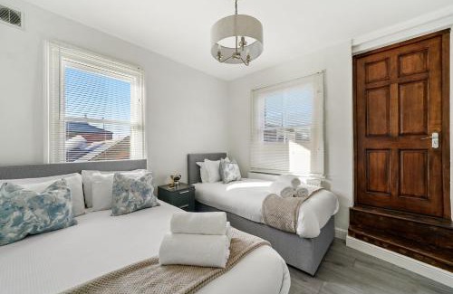 Chiswick Apartment | Two & Three Bedroom Apartments in Chiswick