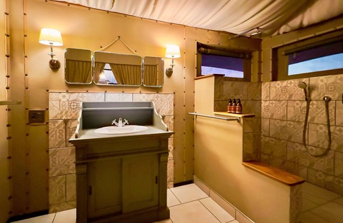 Khorixas Cabin | Twyfelfontein Adventure Camp