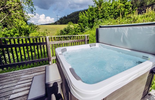 Sankt Georgen am Kreischberg Ski Chalet | Typical Austrian house with sauna and whirlpool