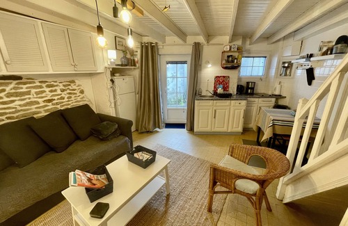 Quiberon House | Ty Laouen, Peaceful fisherman's cottage, close to the beach, WIFI