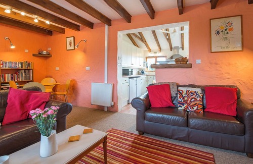 St Brides House | Ty Llwyd, Holiday Property St Davids, Sleeps 6, 3 bedrooms, bathrooms