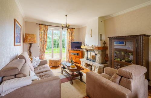 Ploeven House | Ty Mor Sioul - 4 km de la plage