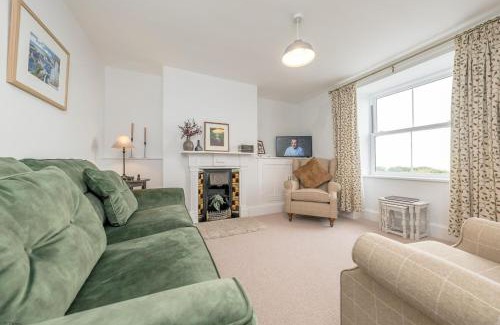 Dyffryn Ardudwy House | Ty-Newydd-Frongaled