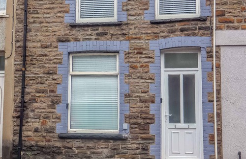 Porth House | Ty Pentref by STAE-Homes