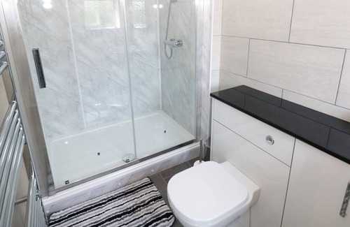 Pendine Cottage | TY'R ARDD, pet friendly, luxury holiday cottage in Pendine