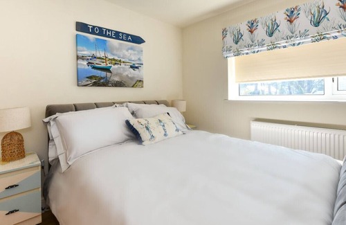 Llanbedrog House | Ty Tilley - Two Bedroom House, Sleeps 4