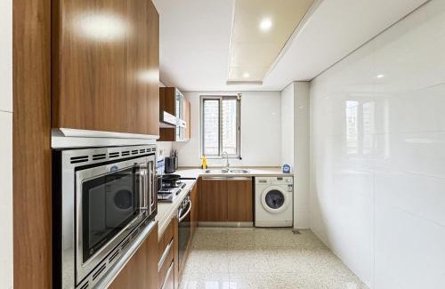 Gubei Apartment | Tyms 3BR 2BA Apt Gubei CBD Near Line10