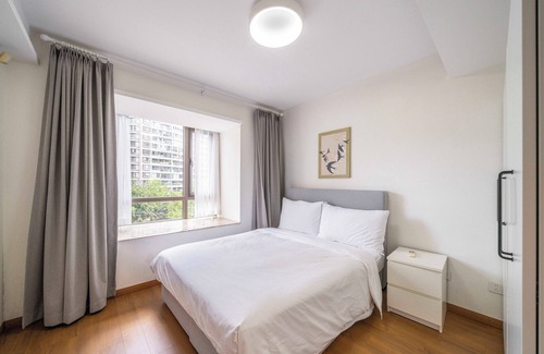 Gubei Bed & Breakfast | Tyms Morden 3BR 2BA APT Bella Vita