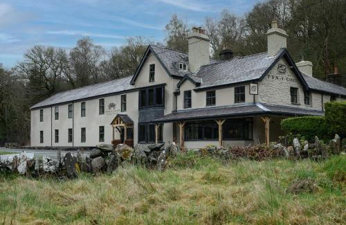 Gwynedd- Snowdonia Hotel | Tyn-y-Coed Inn