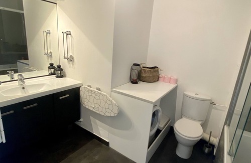 Montrouge Apartment | Typical and Trendy Area - 15' Sub From Eiffel Tower