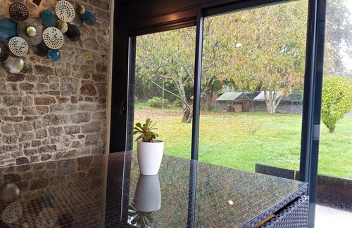 Bignan House | Typical Breton house in a quiet location