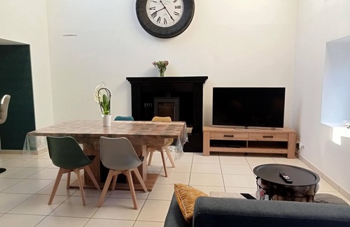 Bignan House | Typical Breton house in a quiet location