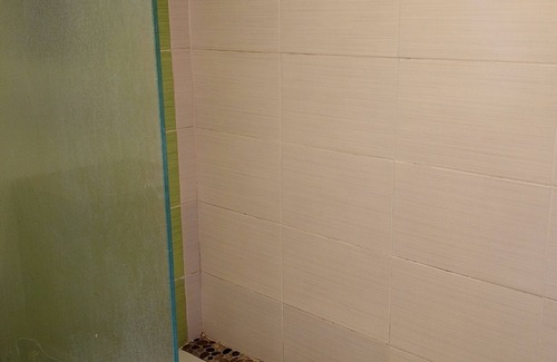 Bignan House | Typical Breton house in a quiet location