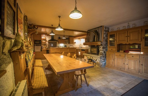 Chatillon-sur-Cluses Ski Chalet | Typical chalet: Gite la Cassandrine close to Morillon and Samoëns