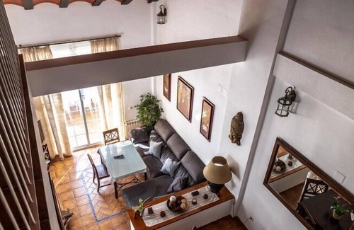 Las Jaras House | Typical Cordovan house in the middle of nature