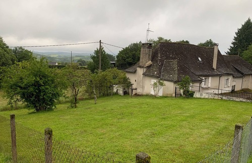 Beynat House | Typical Corrézienne house near the town center and 5' min from the lake by car