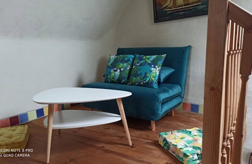 Lezardrieux House | Typical fisherman's house not far from the sea and the GR34 (customs footpath).